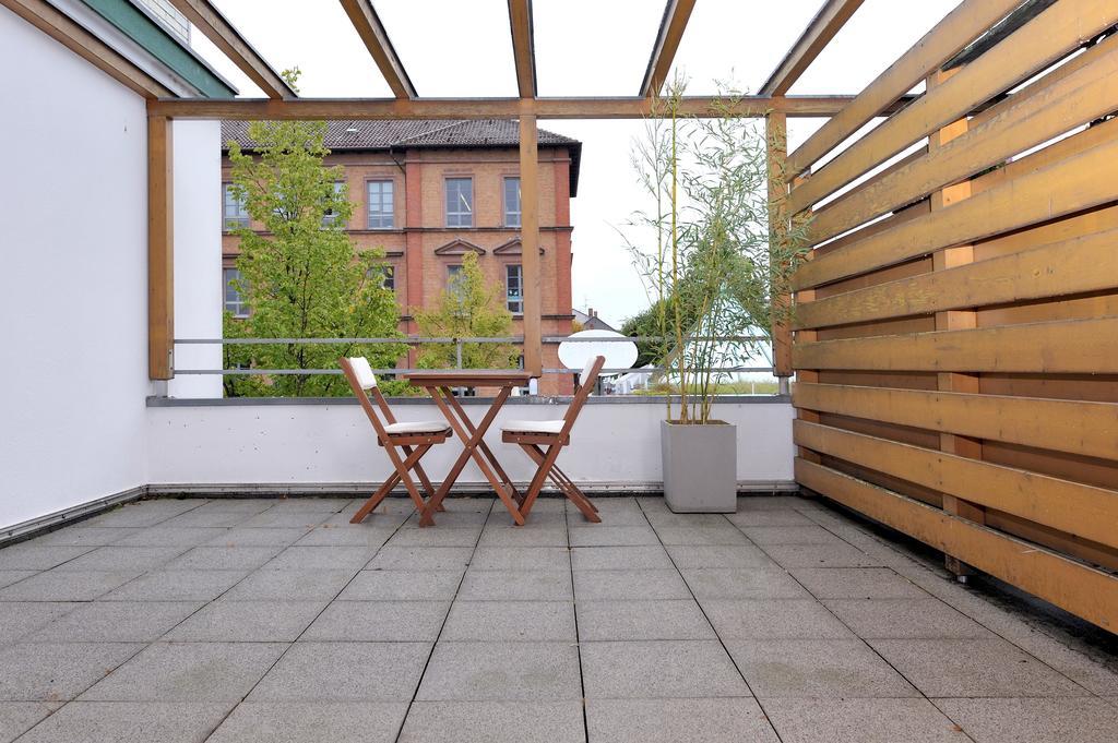 Hotel Friedrichstrasse แลมแพร์ตไฮม์ ภายนอก รูปภาพ